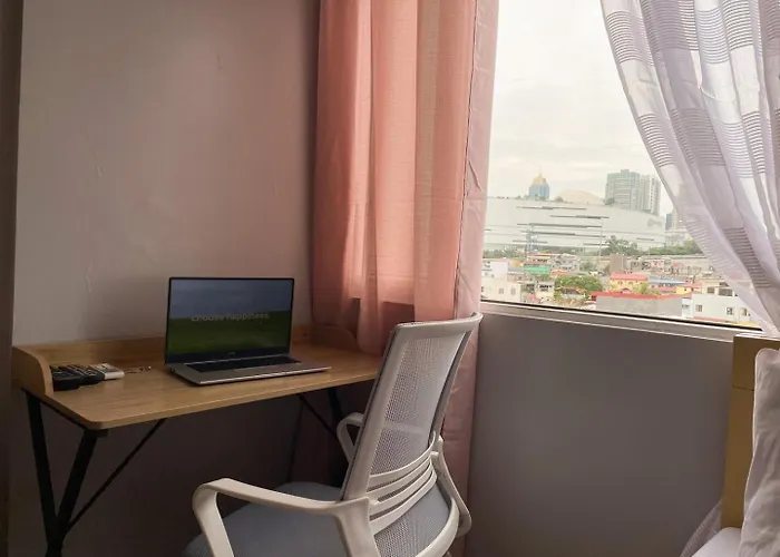 Cozy & Affordable Near Bgc #rt33005 度假居